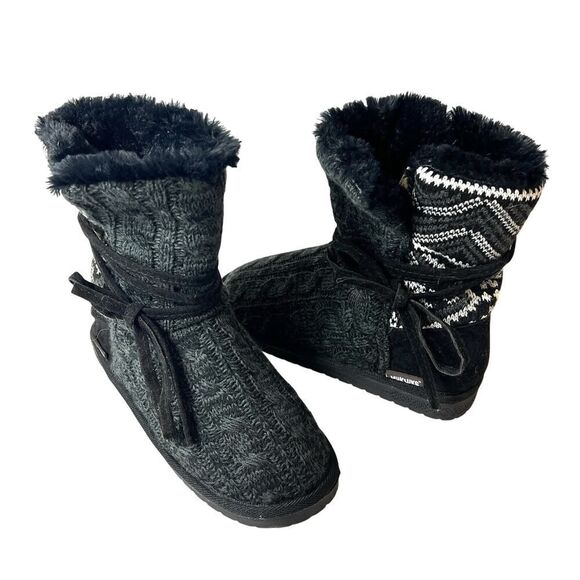 Mukluks Cable Knit Weave Black Fabric Boot Womens 9 Mid Calf Pull On Flat Bootie - Picture 3 of 11